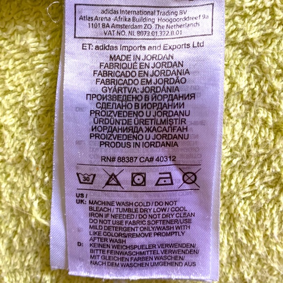 Adidas 3 striped pocket high waste leggings. CLIMALITE . Size medium. - Picture 9 of 9